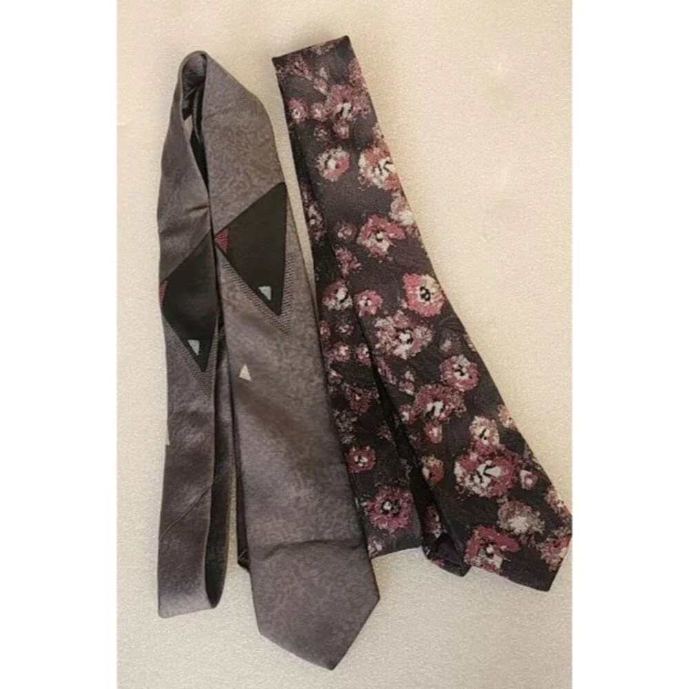 Bugle Boy Mens Polyester Skinny Suit Tie Set Gray Geometric Black Floral Design